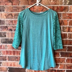 Koitmy Green 3/4 Sleeve Top Women’s Size:S. NWT